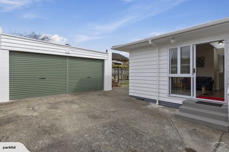 Photo of property in 13 Whites Line West, Woburn, Lower Hutt, 5010