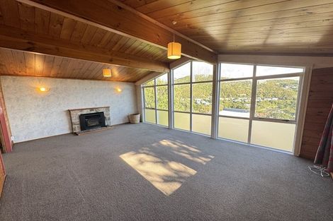 Photo of property in 9 Versailles Street, Karori, Wellington, 6012