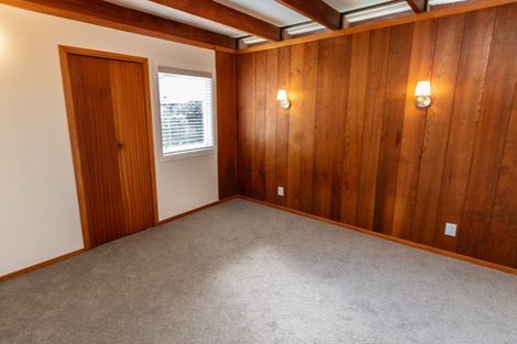 Photo of property in 39 Lucknow Terrace, Khandallah, Wellington, 6035