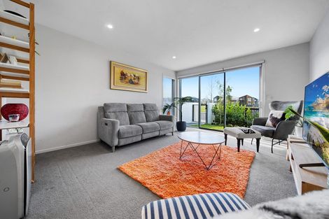 Photo of property in 34 Dignity Street, Papakura, 2110