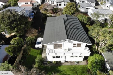 Photo of property in 6a Agra Crescent, Khandallah, Wellington, 6035