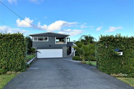 Photo of property in 22 Melandra Road, Stanmore Bay, Whangaparaoa, 0932