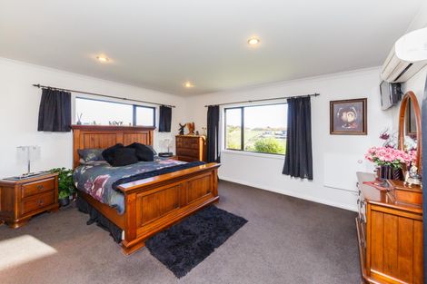 Photo of property in 289b Tutaki Road, Kelvin Grove, Palmerston North, 4470