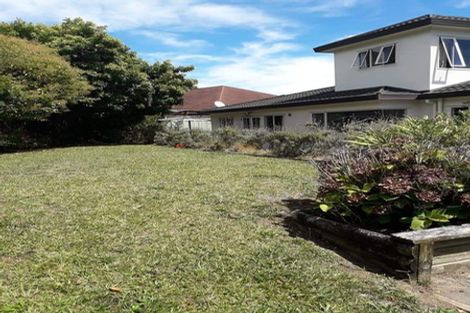 Photo of property in 5 Tyrico Close, Unsworth Heights, Auckland, 0632