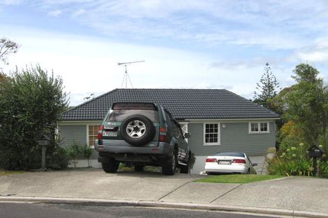 Photo of property in 18 Asbury Crescent, Campbells Bay, Auckland, 0630