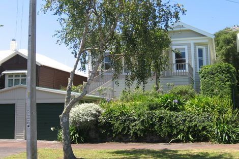 Photo of property in 10 Grand View Road, Remuera, Auckland, 1050