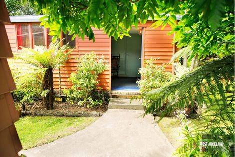 Photo of property in 623a Swanson Road, Swanson, Auckland, 0612