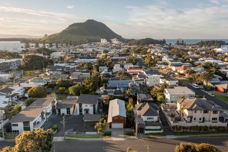 Photo of property in 25 Grove Avenue, Mount Maunganui, 3116