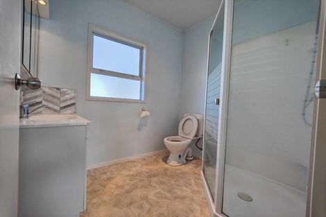 Photo of property in 5 Stansfield Place, Sunnyhills, Auckland, 2010