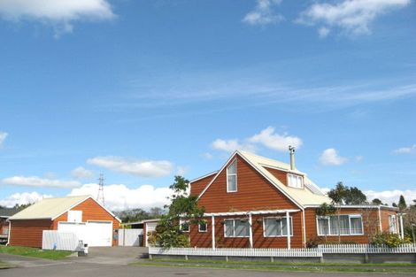 Photo of property in 6 Tyne Place, Highlands Park, New Plymouth, 4312