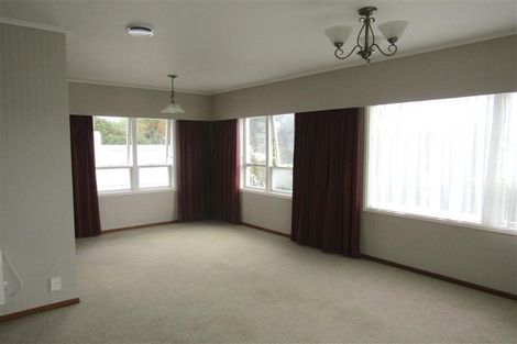 Photo of property in 27 Marina Road, Torbay, Auckland, 0630