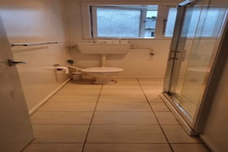 Photo of property in 85 Lincoln Road, Henderson, Auckland, 0610