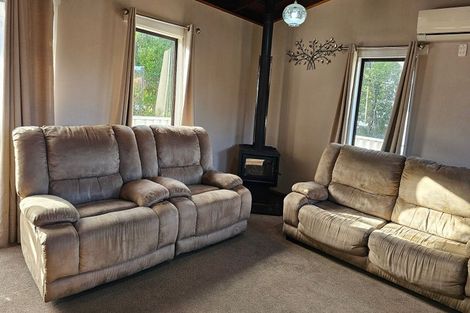 Photo of property in 150 Titirangi Road, New Lynn, Auckland, 0600