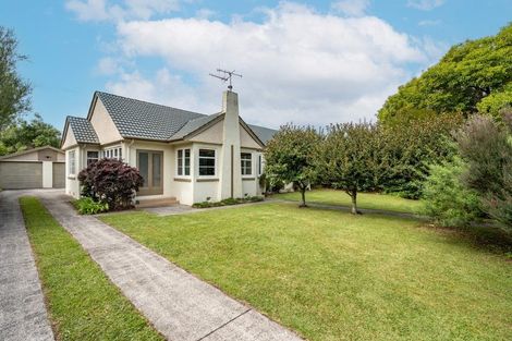 Photo of property in 37 Storey Avenue, Forest Lake, Hamilton, 3200