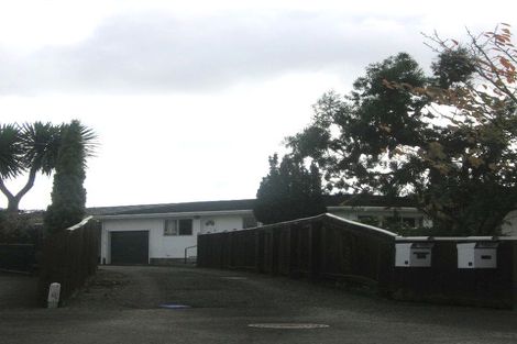 Photo of property in 1/11 Tabak Crescent, Takaro, Palmerston North, 4412