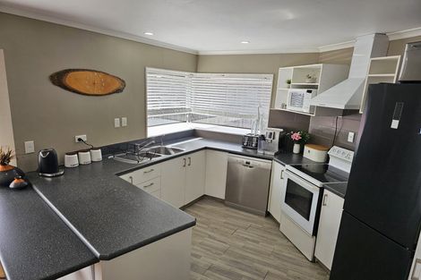 Photo of property in 120 West Street, Pukekohe, 2120