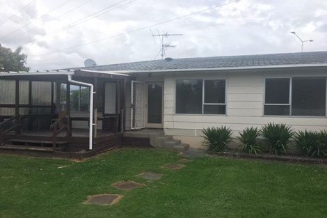 Photo of property in 1/29 Kindergarten Drive, Conifer Grove, Takanini, 2112