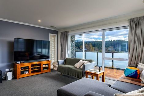 Photo of property in 4 Pukeko Place, Picton, 7220
