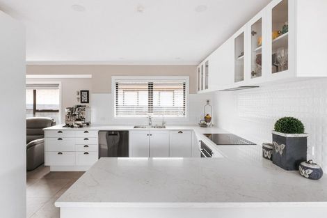 Photo of property in 22 Maida Vale Street, Fenton Park, Rotorua, 3010