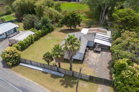 Photo of property in 1060 Kaipara Coast Highway, Kaukapakapa, 0873