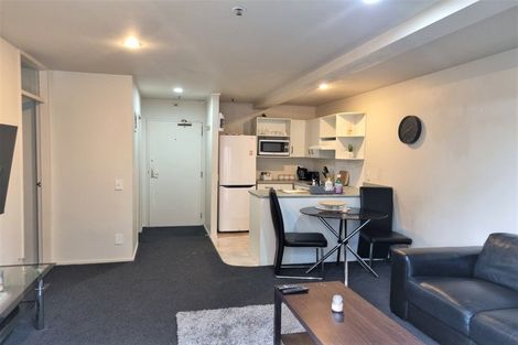 Photo of property in Courtenay Apartments, 413/120 Courtenay Place, Te Aro, Wellington, 6011