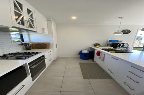 Photo of property in 8 Edward Pope Lane, Pokeno, 2402