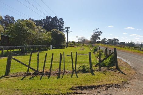 Photo of property in 104 Cemetery Road, Wainui, Silverdale, 0992