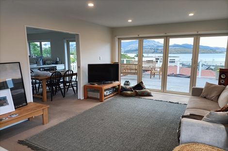 Photo of property in 9 Bayview Place, Cass Bay, Lyttelton, 8082
