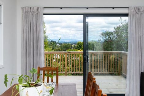 Photo of property in 10 Awarua Crescent, Havelock North, 4130