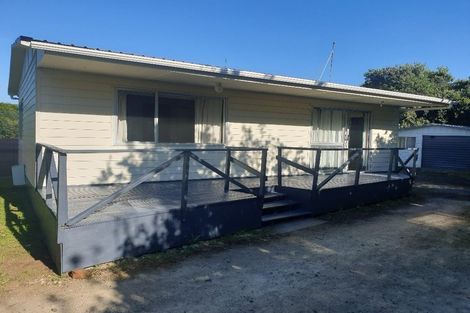 Photo of property in 16 Albany Street, Patea, 4520