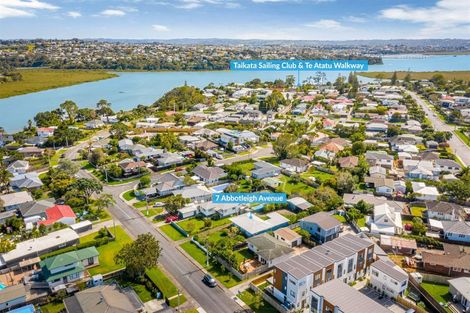 Photo of property in 7 Abbotleigh Avenue, Te Atatu Peninsula, Auckland, 0610