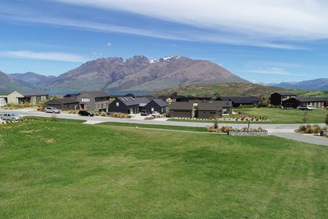 Photo of property in 15 Hackett Road, Jacks Point, Queenstown, 9371