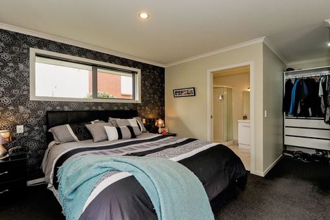 Photo of property in 77 Musselburgh Rise, Musselburgh, Dunedin, 9013