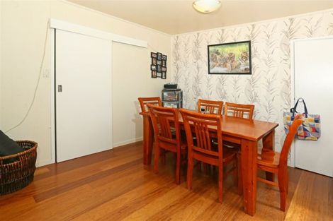 Photo of property in 82 Glen Road, Ranui, Auckland, 0612