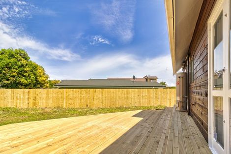 Photo of property in 1/13 Blanes Road, Weymouth, Auckland, 2103