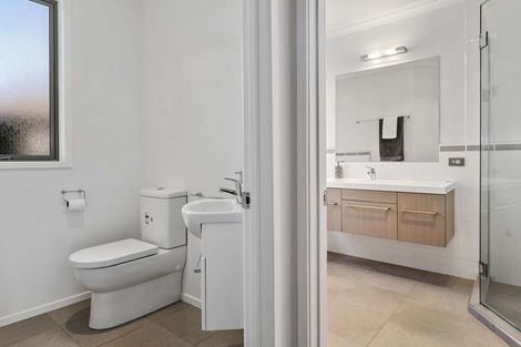 Photo of property in 5 Redhaven Place, Bethlehem, Tauranga, 3110