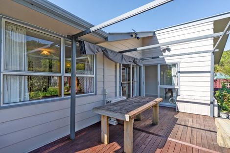 Photo of property in 25 Churchill Crescent, Featherston, 5710