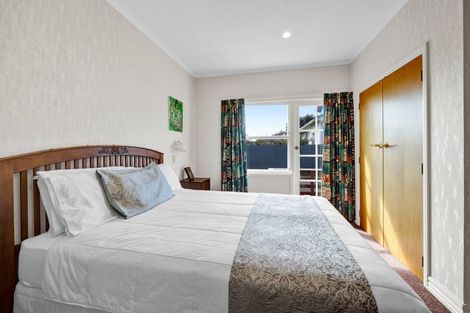 Photo of property in 19 George Street, Hawera, 4610