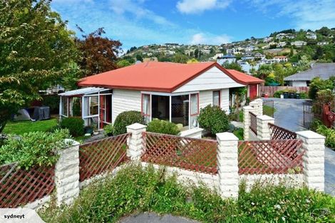 Photo of property in 9 Torvill And Dean Lane, Cashmere, Christchurch, 8022