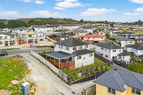 Photo of property in 23 Kirikiri Drive, Papakura, 2110