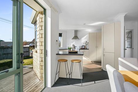 Photo of property in 52 Byron Street, Leamington, Cambridge, 3432