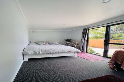 Photo of property in 2/9 Riverlea Road, Whenuapai, Auckland, 0618