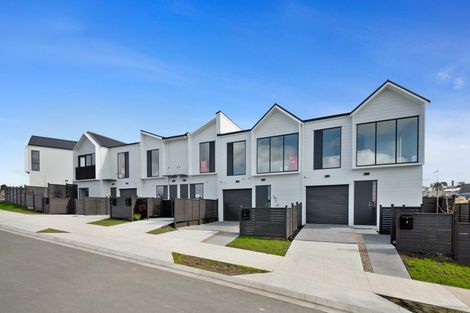 Photo of property in 12 Owen Chapman Drive, Red Beach, 0932