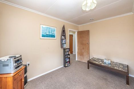 Photo of property in 40 Selwyn Crescent, College Estate, Whanganui, 4500