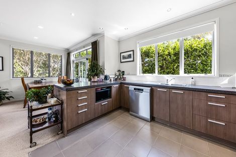 Photo of property in 7f Clearwater Cove, West Harbour, Auckland, 0618