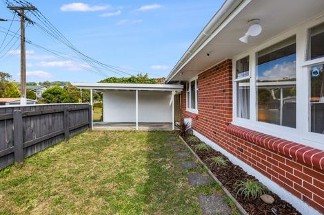 Photo of property in 15 Handyside Street, Tawa, Wellington, 5028