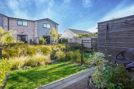 Photo of property in 2/37 Webb Street, St Albans, Christchurch, 8014