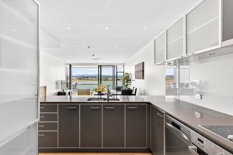 Photo of property in 407/7 Humber Street, Pandora, Napier, 4110