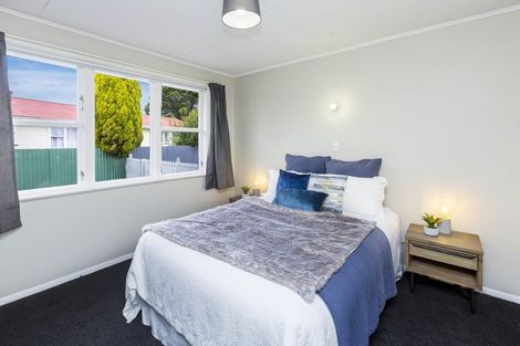 Photo of property in 1/18 Benge Crescent, Clouston Park, Upper Hutt, 5018
