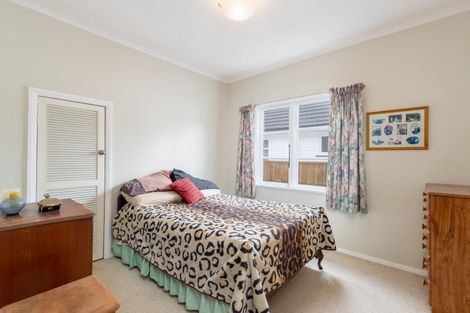 Photo of property in 23 Kowhai Avenue, Ebdentown, Upper Hutt, 5018